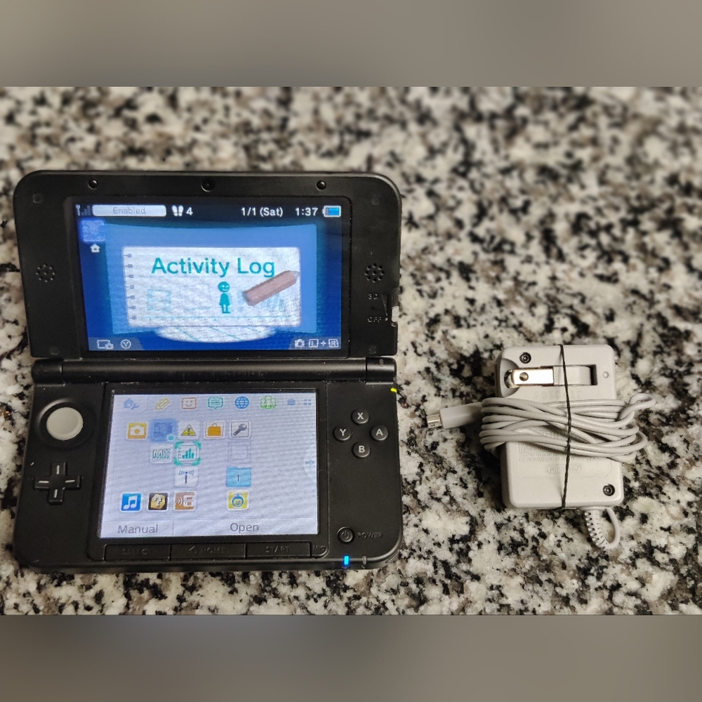 Nintendo 3DS XL Portable Gaming Console - Red and Black